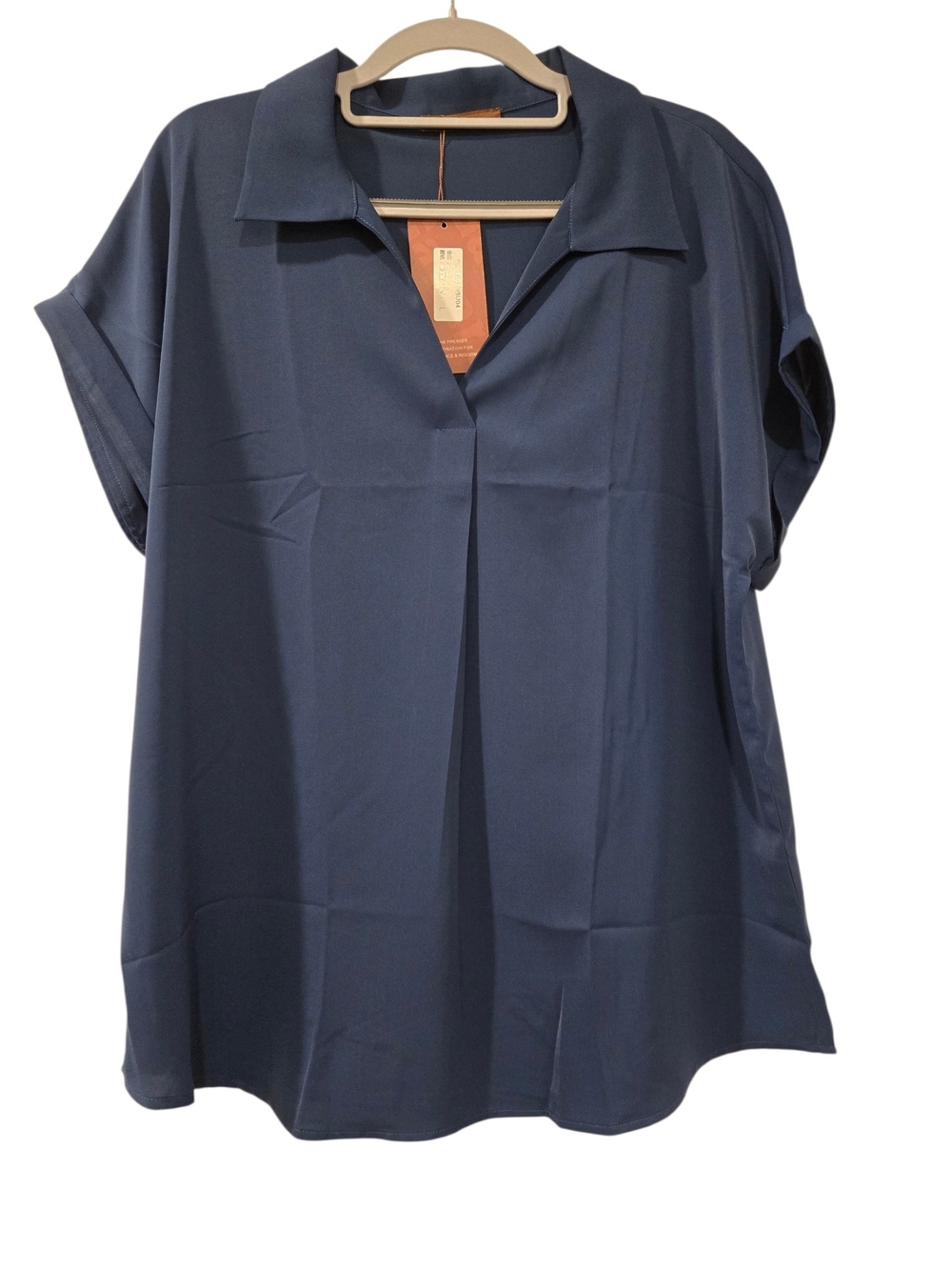 Gaharu Relaxed V-Neck Tunic Top in Navy